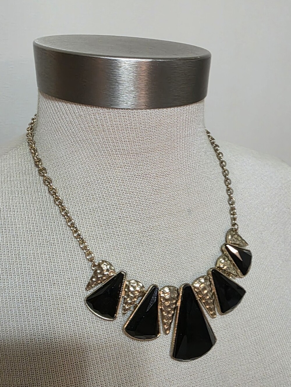 Statement Necklace Black Goldtone 21"